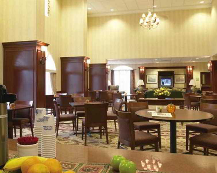 Hampton Inn & Suites Middletown Restoran fotoğraf
